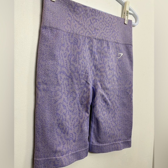 Gymshark Purple Seamless High Waisted Scrunch Shorts - Picture 4 of 6